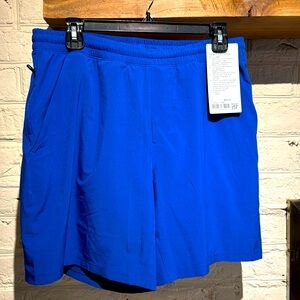Men’s Lululemon 7” lined pace breaker shorts in royal blue